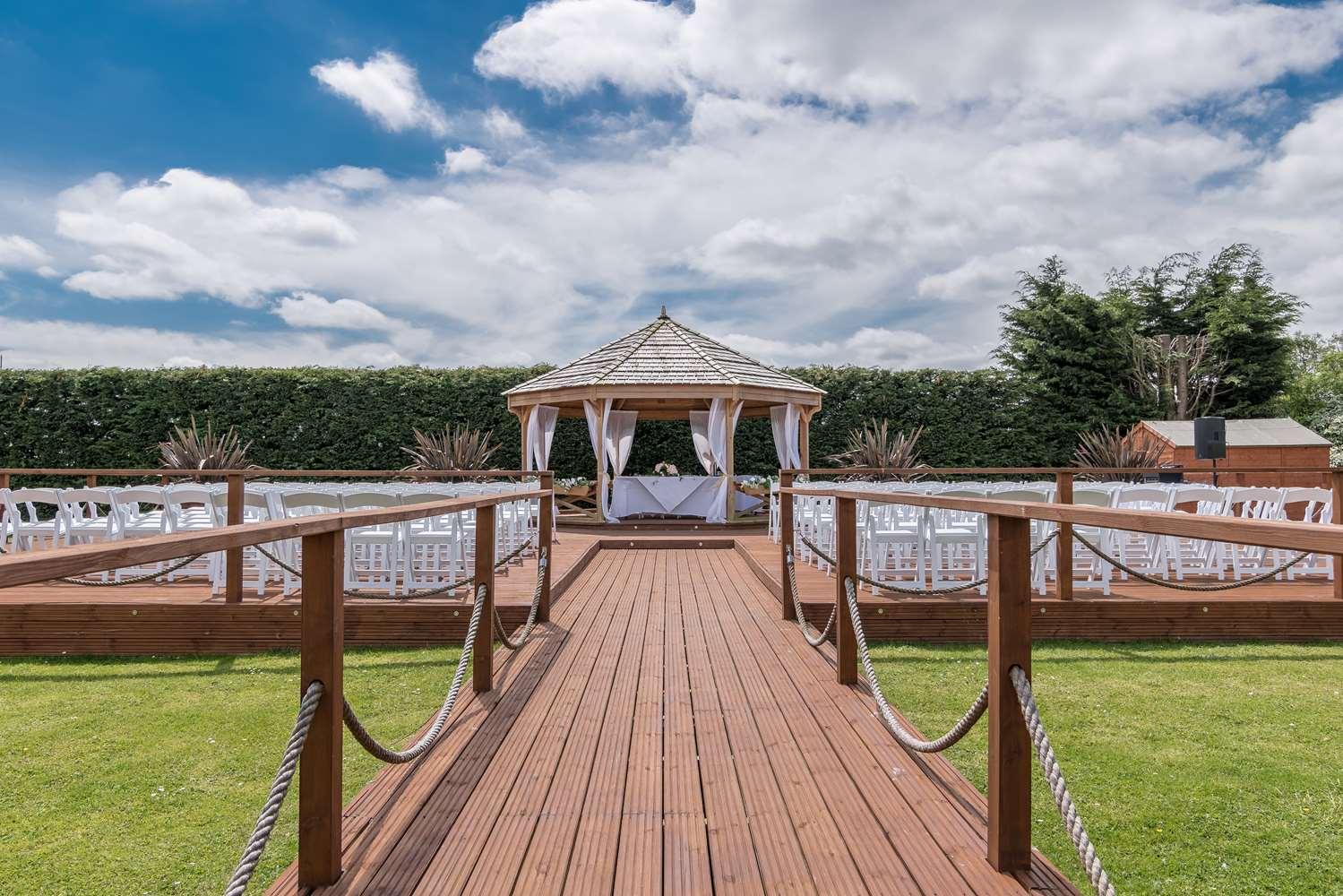 Best Western Rockingham Forest Hotel Corby Dış mekan fotoğraf