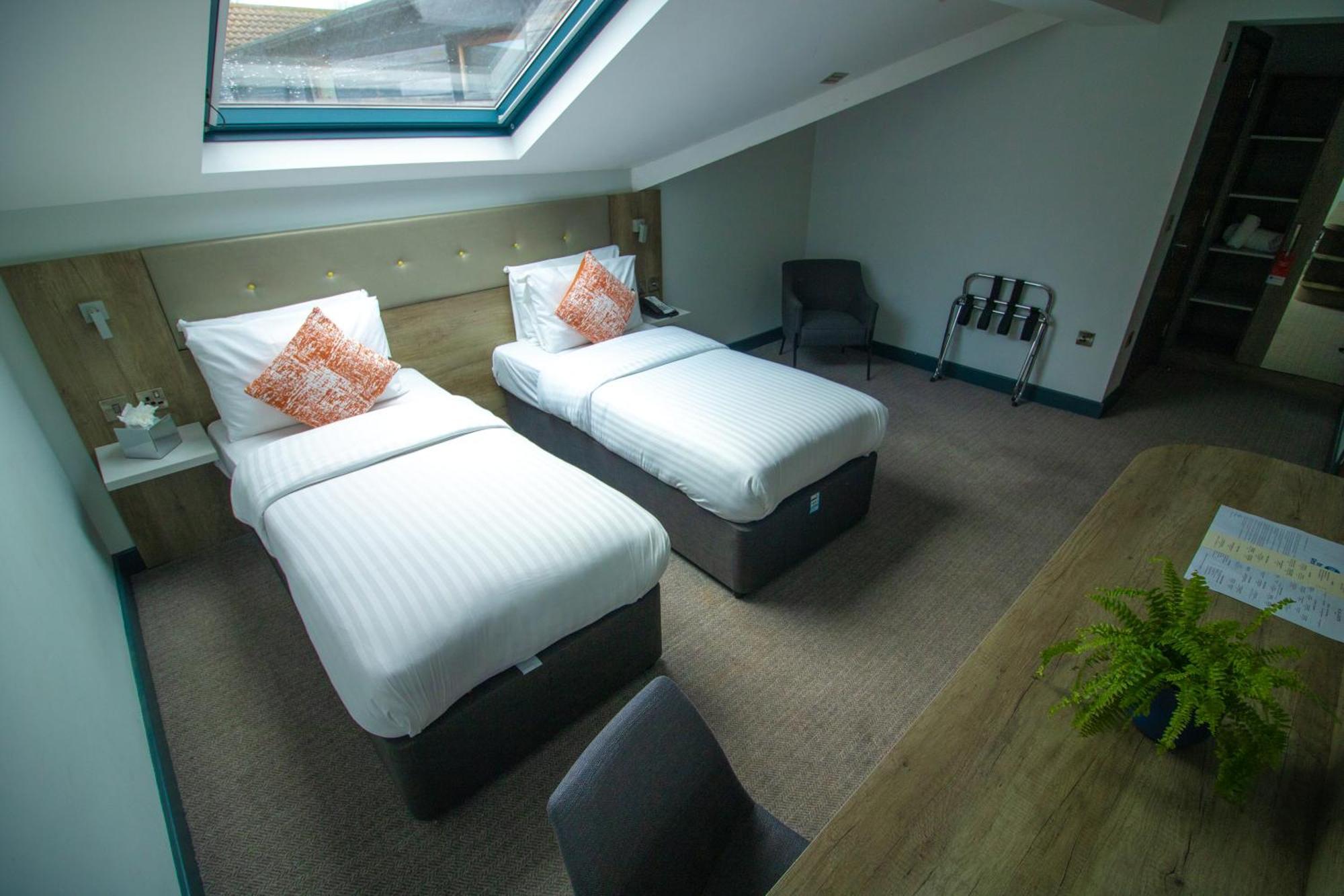 Best Western Rockingham Forest Hotel Corby Dış mekan fotoğraf